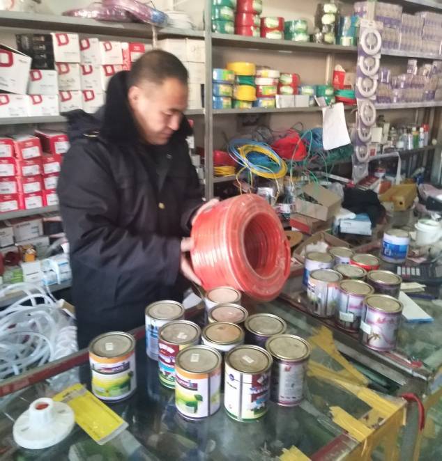食药工商质监局开展五金电料专项执法检查 筑牢民生安全防线
